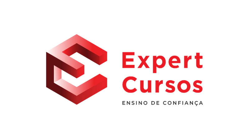 Pessoa usando smartphone exibindo interface de chat do WhatsApp com notificações de vendas automatizadas na tela